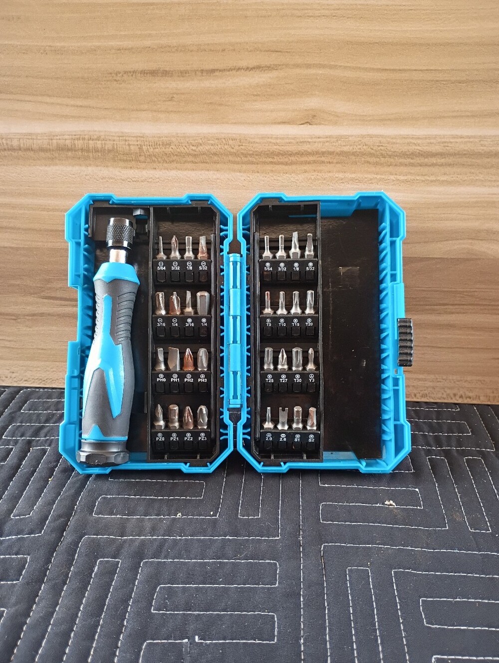 Blue Multi-Bit Screwdriver Set with Case